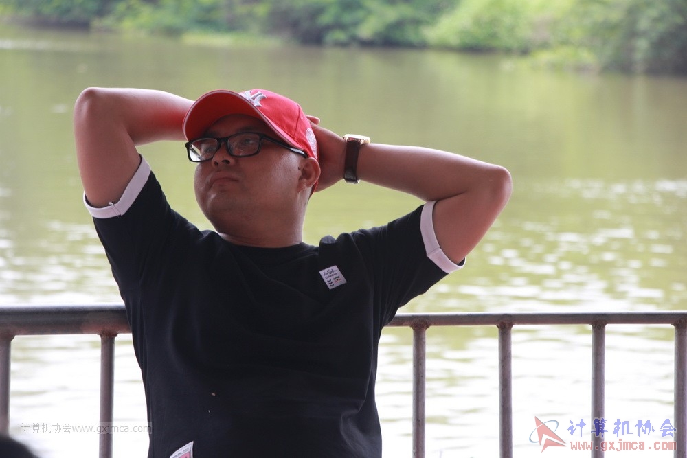180512xhcy382.JPG