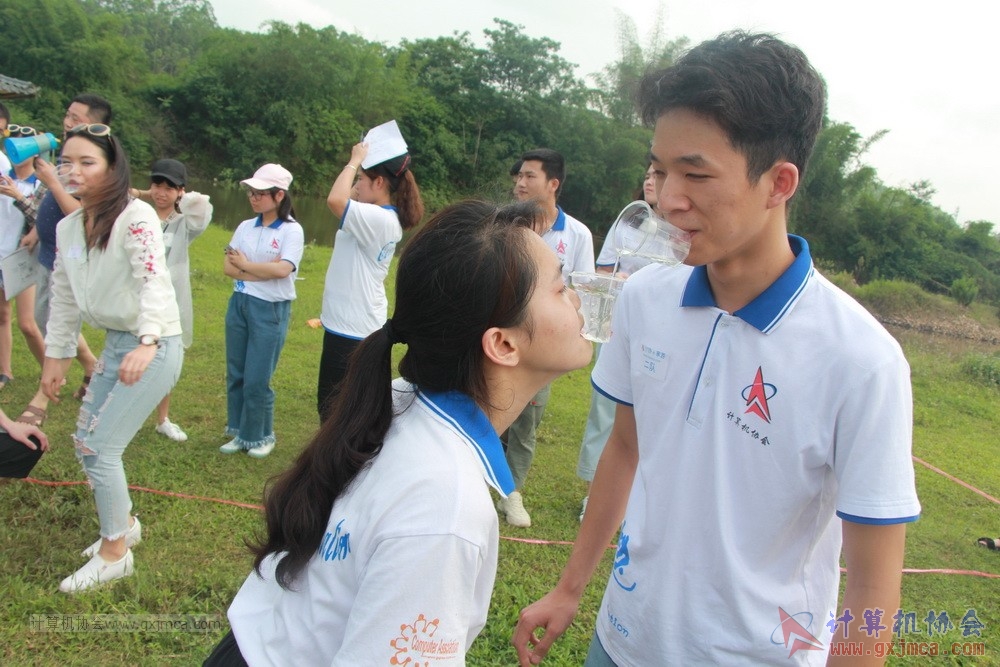 180512xhcy527.JPG