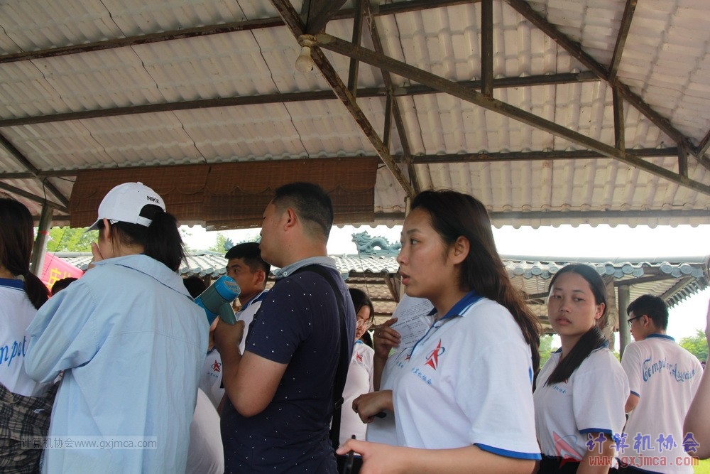 180512xhcy598.JPG