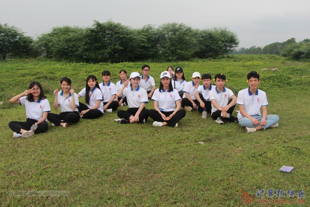 180512xhcy752.JPG