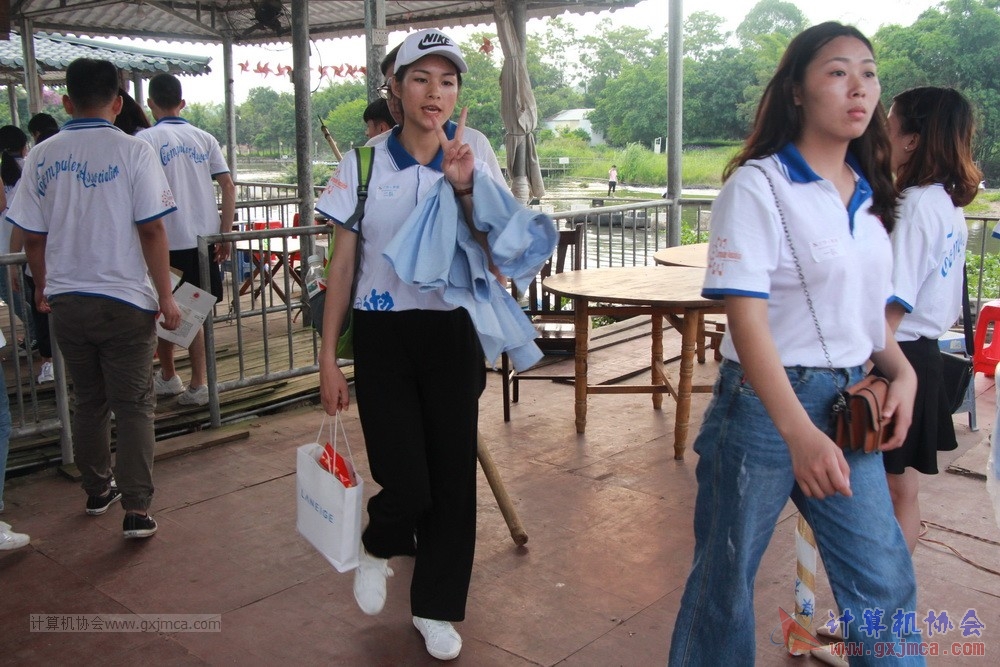 180512xhcy834.JPG