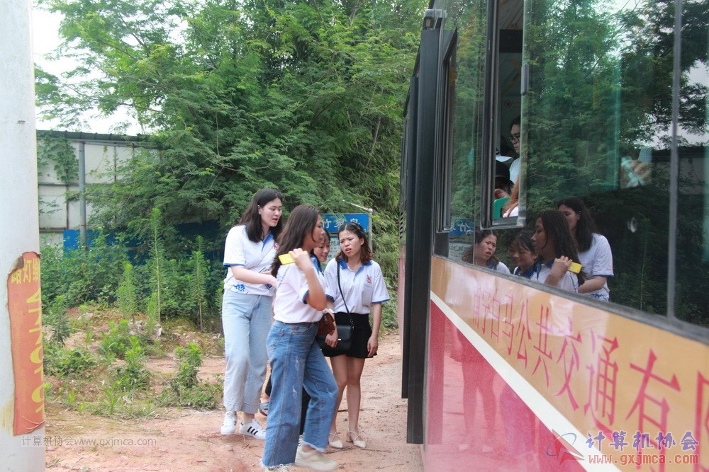 180512xhcy846.JPG