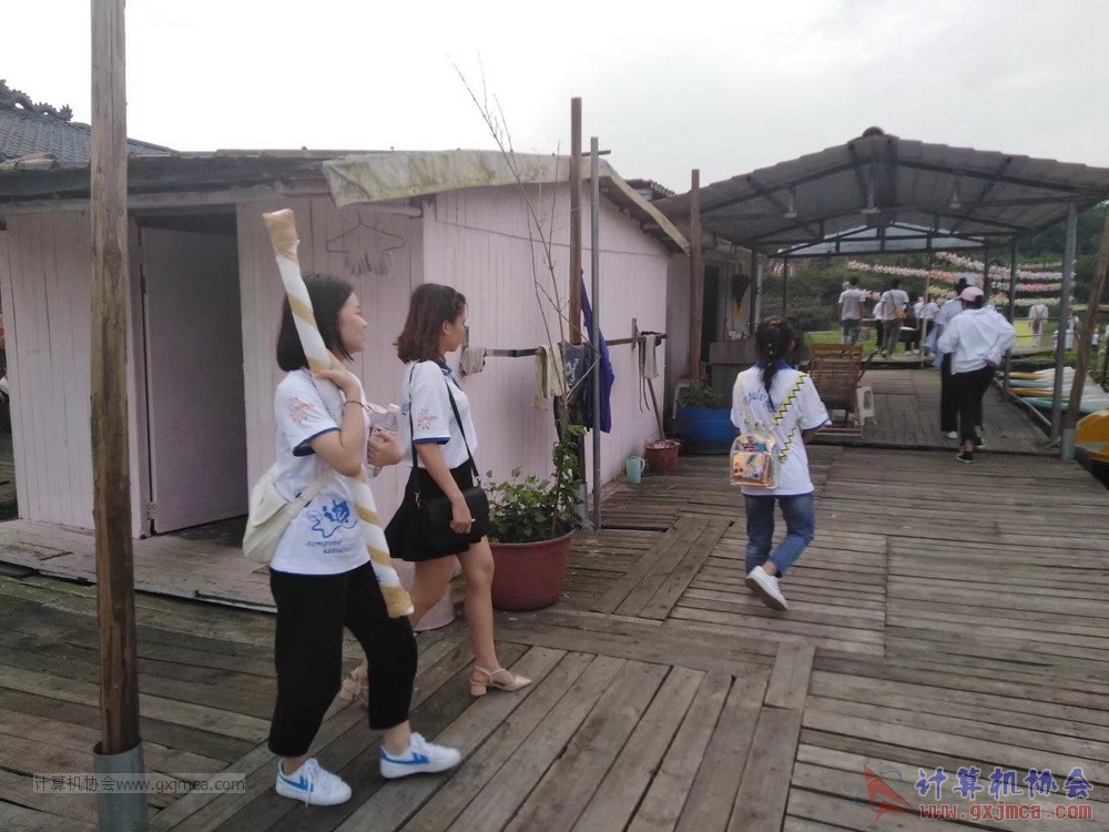 180512xhcy028.jpeg