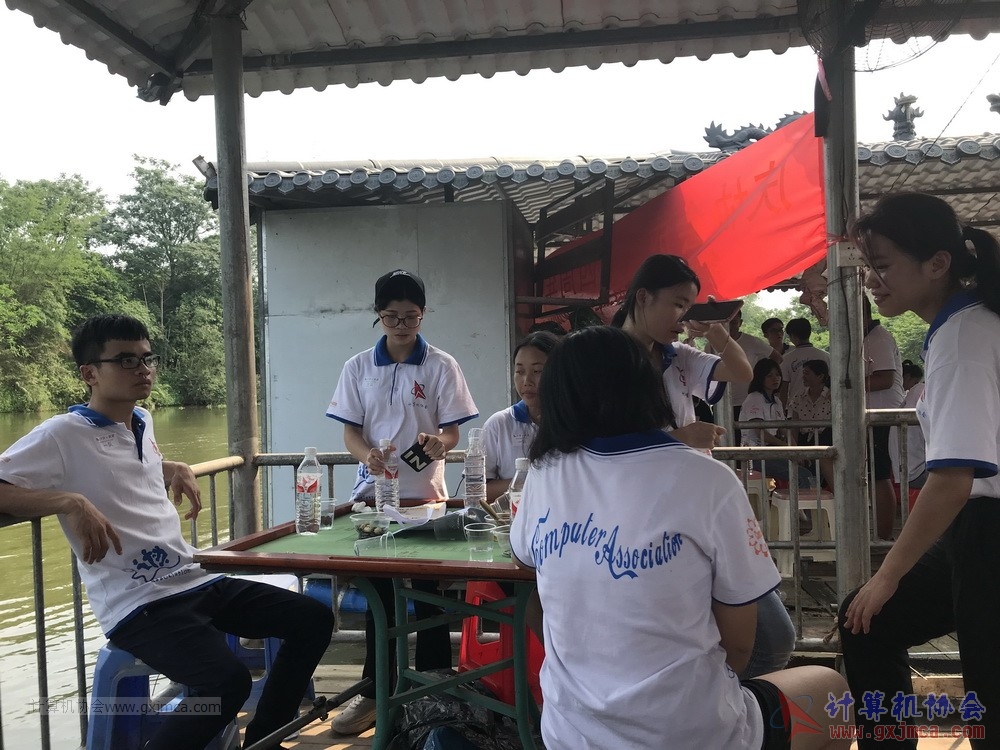 180512xhcy150.JPG