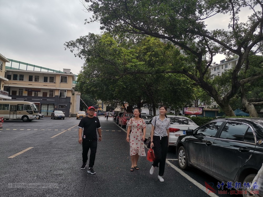 180512xhcy158.jpg