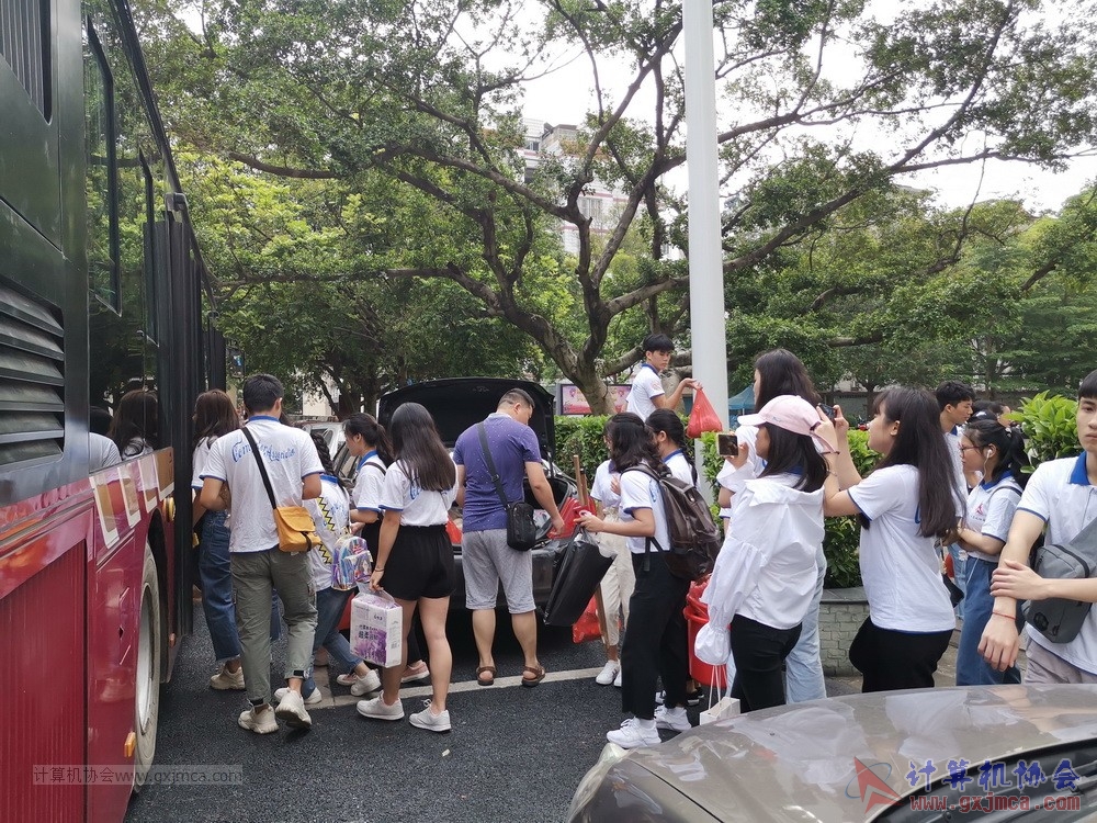 180512xhcy163.jpg