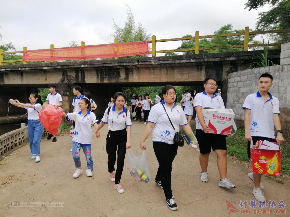 180512xhcy187.jpg