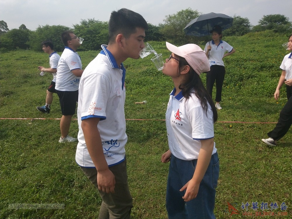 180512xhcy291.jpg