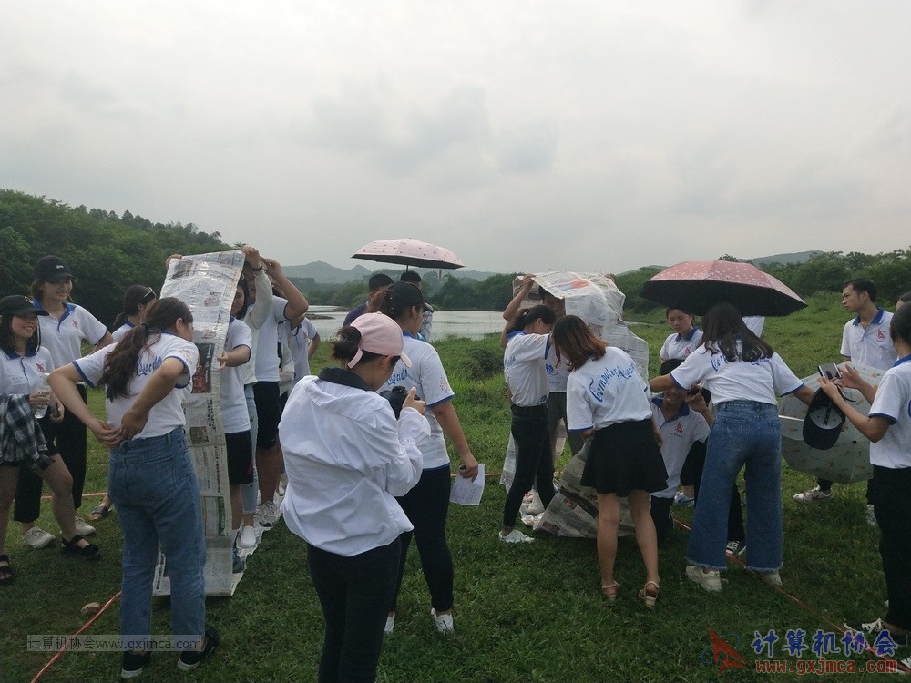 180512xhcy308.jpg
