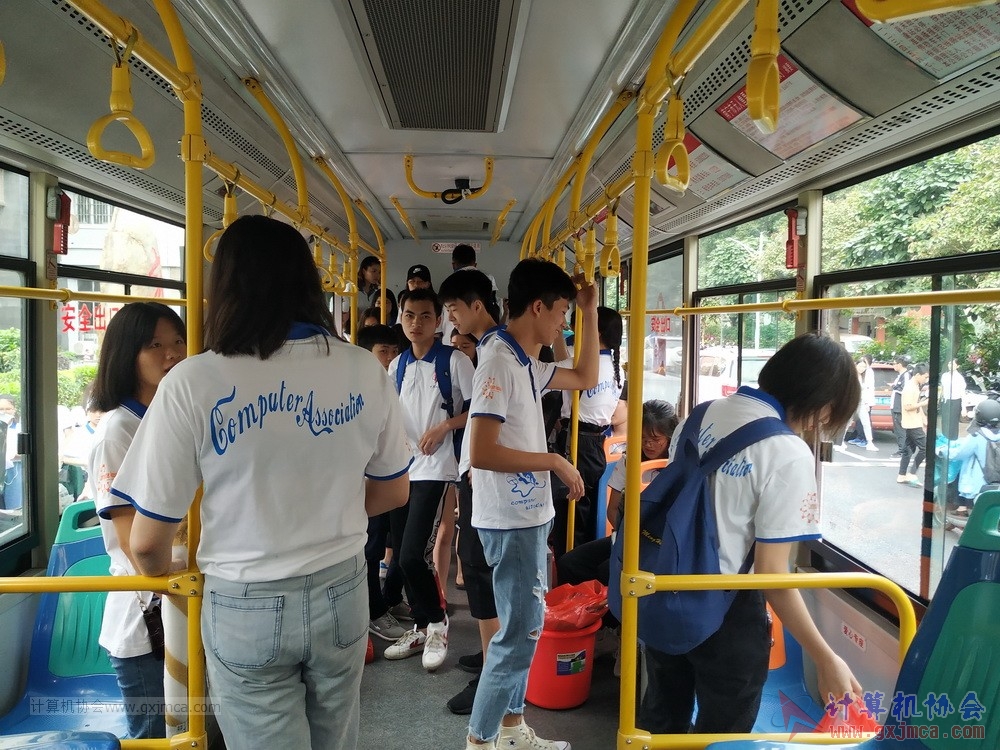 180512xhcy348.jpg