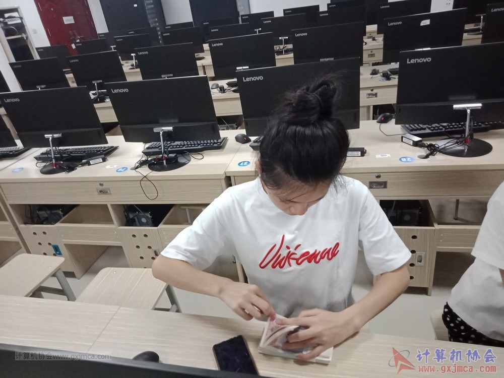 20190605xhksdsjspxhd46.jpg