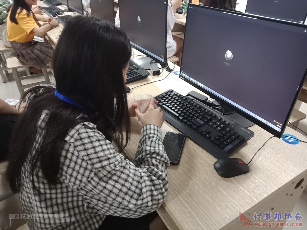 20190605xhksdsjspxhd82.jpg