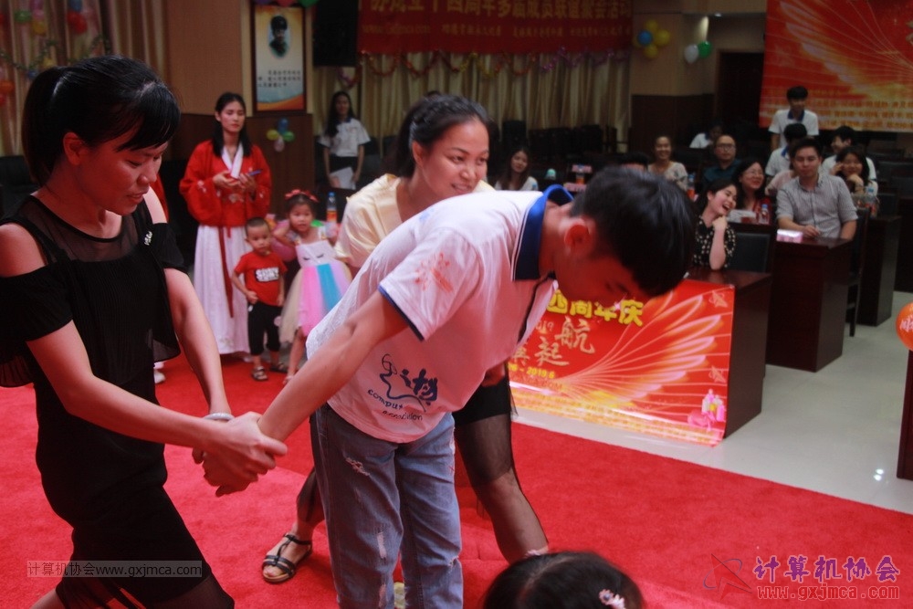 20190615qxhclssznghxh14ssrparty280.JPG