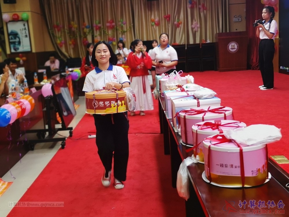 20190615qxhclssznghxh14ssrparty1191.jpg