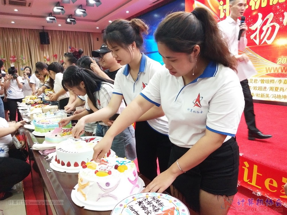 20190615qxhclssznghxh14ssrparty1222.jpg
