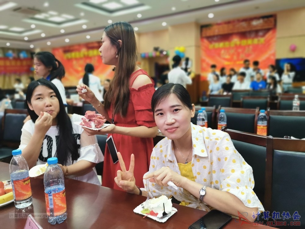 20190615qxhclssznghxh14ssrparty1251.jpg