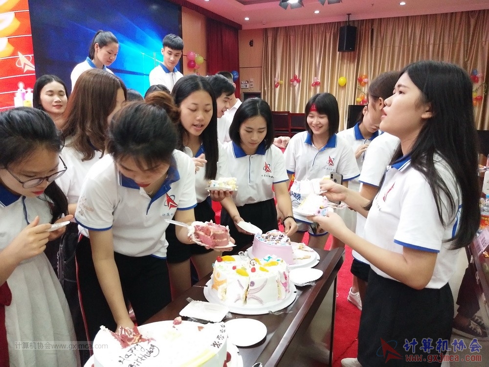 20190615qxhclssznghxh14ssrparty1253.jpg