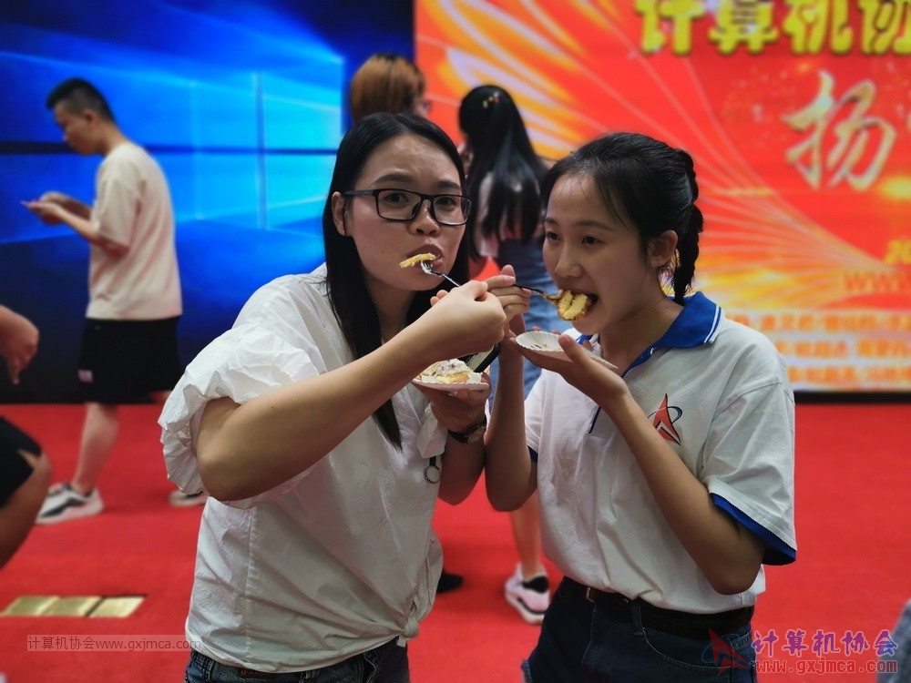 20190615qxhclssznghxh14ssrparty1260.jpg