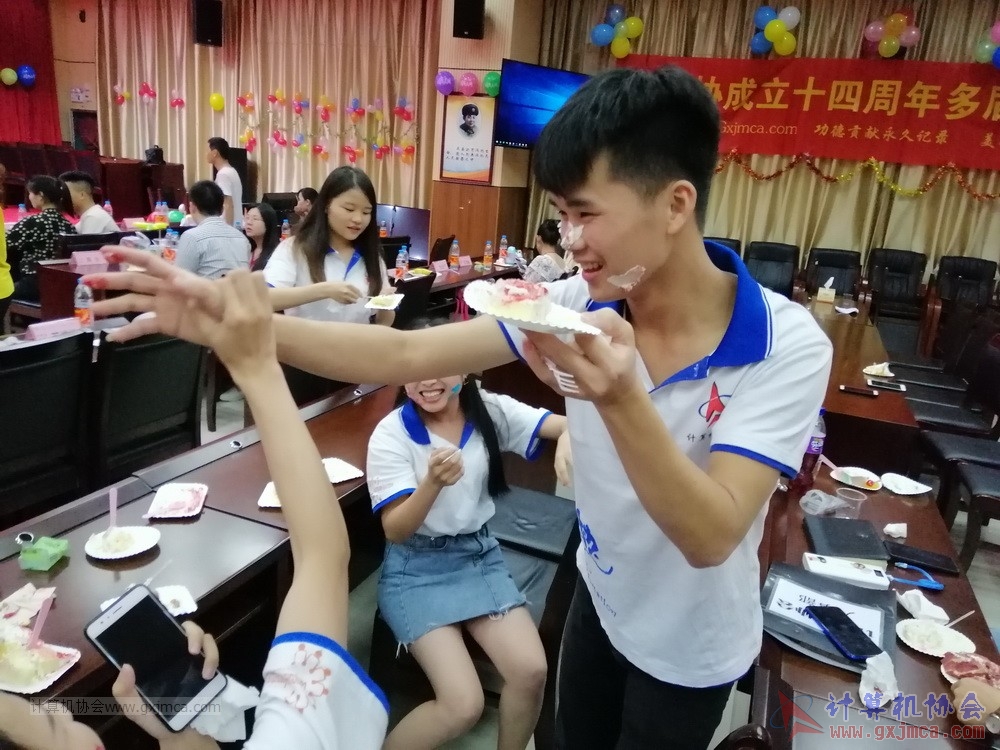 20190615qxhclssznghxh14ssrparty1278.jpg