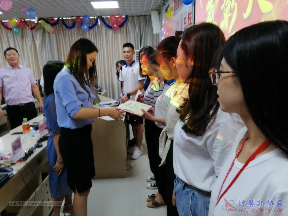 190623xhpybzdh62.jpg