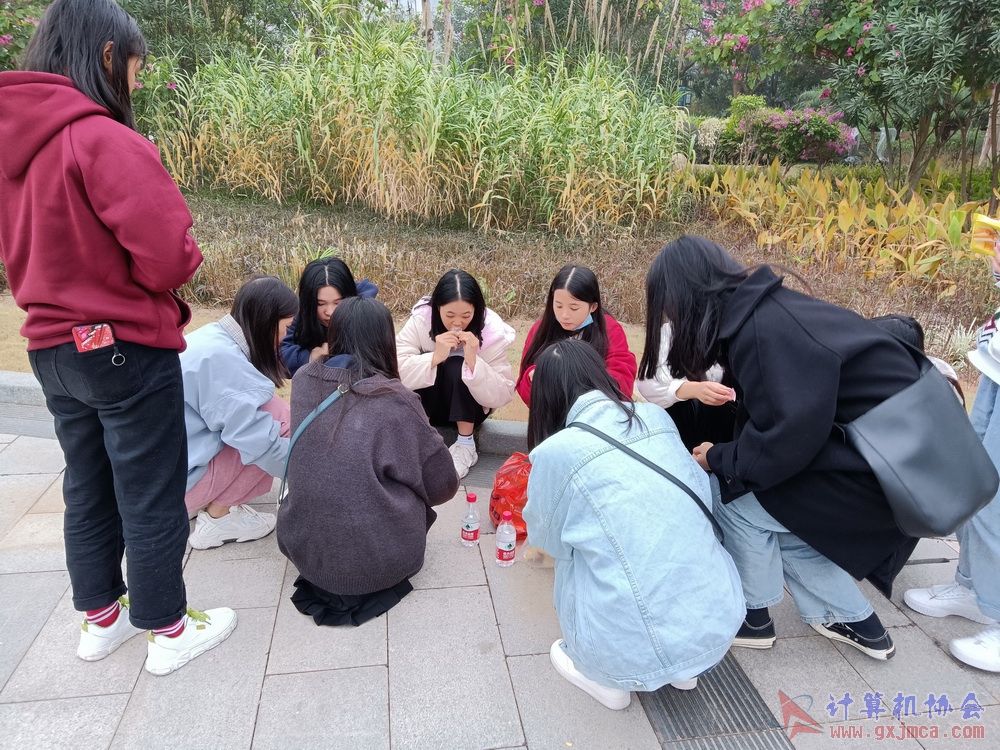 201226nnbwg149.jpg