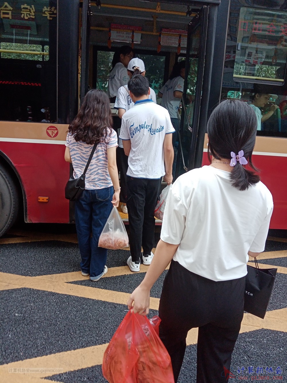 210530fhg290.jpg