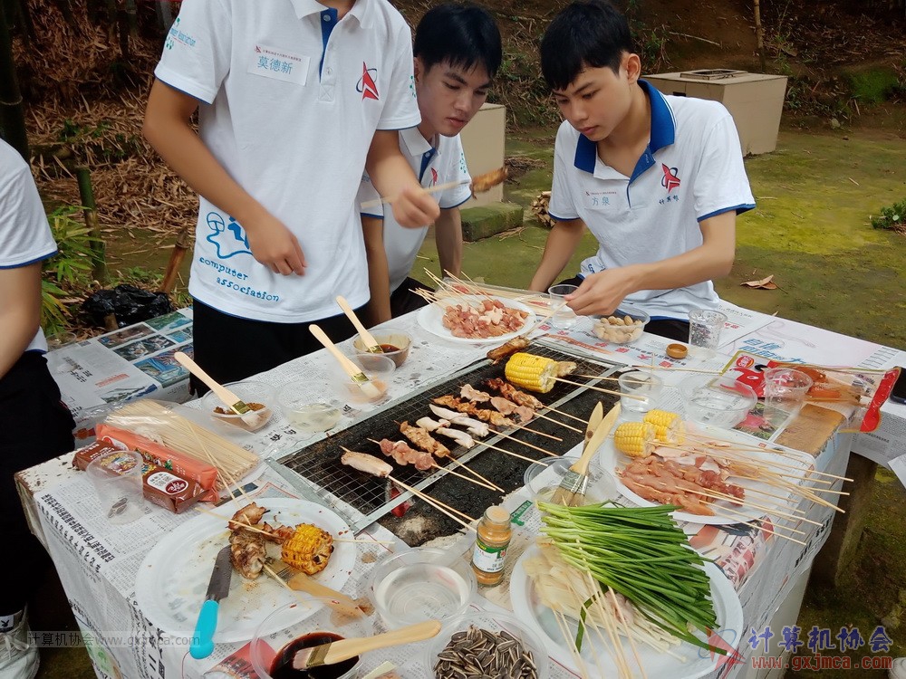 210530fhg350.jpg
