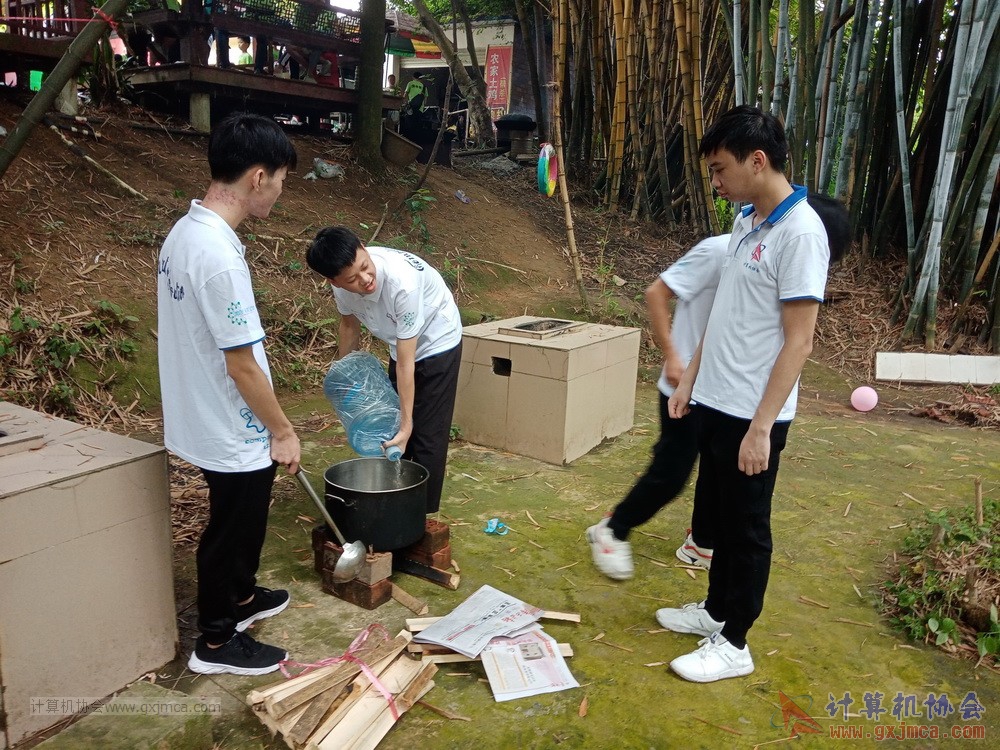 210530fhg364.jpg