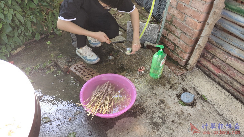 230416CAskly073.jpg