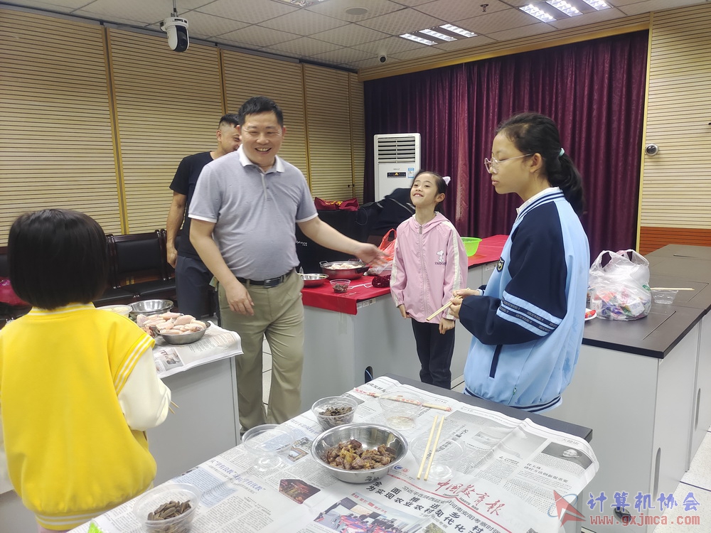 230512CA18znqcbh030.jpg