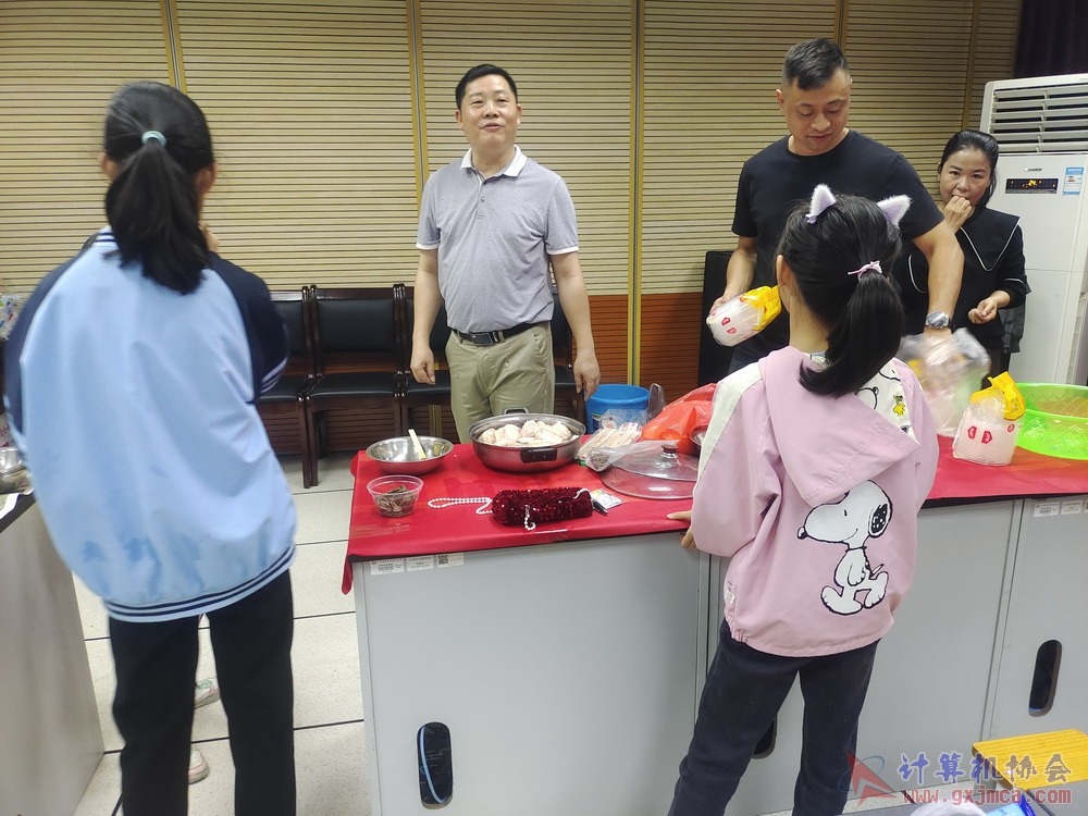 230512CA18znqcbh031.jpg