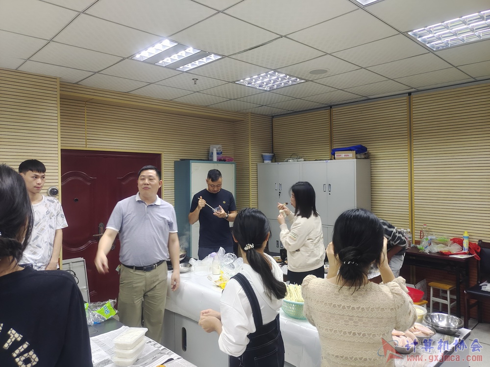 230512CA18znqcbh036.jpg