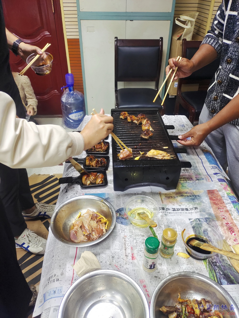 230512CA18znqcbh039.jpg