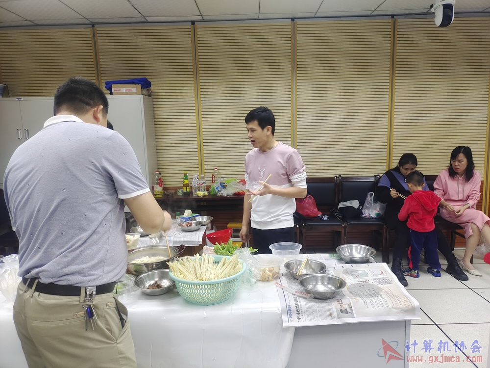 230512CA18znqcbh085.jpg