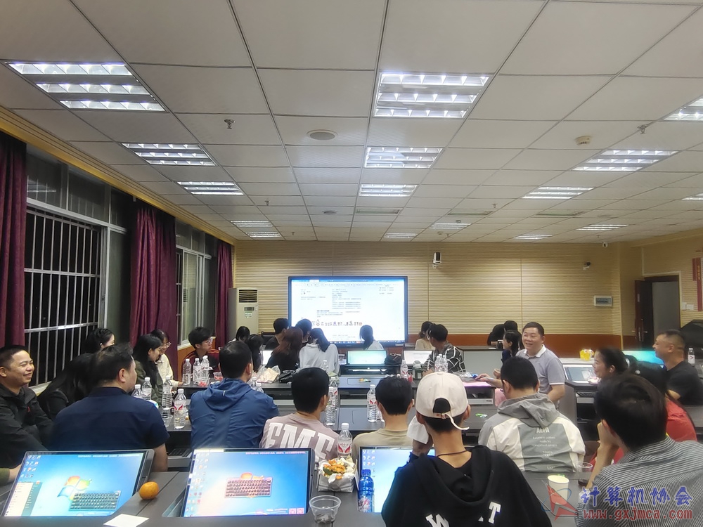 230512CA18znqcbh195.jpg