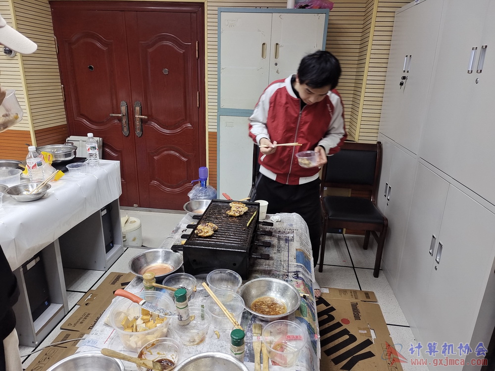 230512CA18znqcbh013.jpg