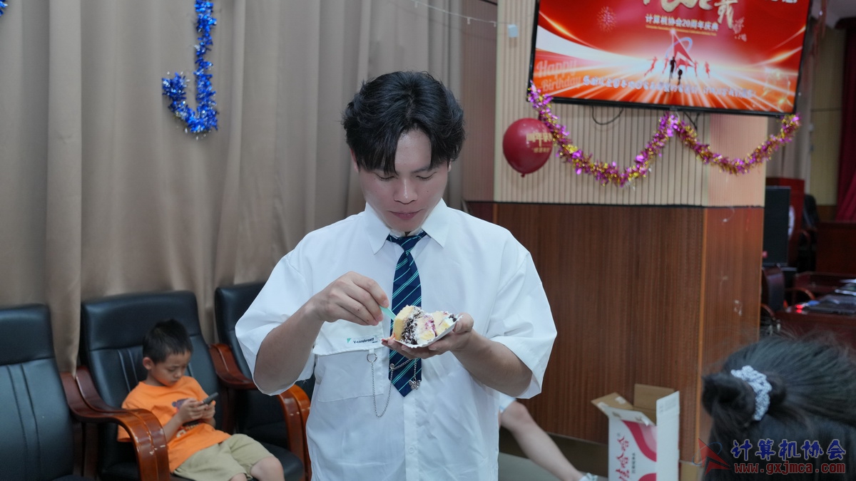 250621CA1704.JPG