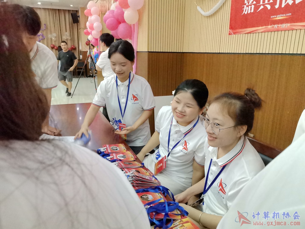250621CA1811.jpg