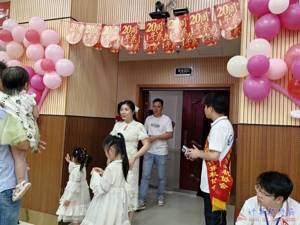 250621CA1819.jpg