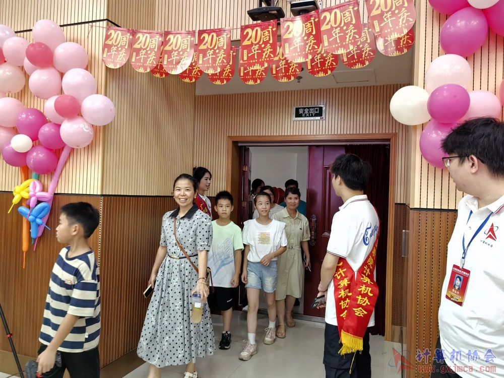 250621CA1822.jpg