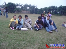 2006-12-03协会委员会全体成员与指导老师狮山公园大型户外师生联谊活动\相机4(08)