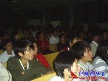 2005-11-16协会邀请老师开展多媒体《动画制作》专题讲座（02）