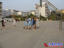 2005-11-29协会男蓝球赛风采（01）