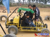 2006-12-03协会委员会全体成员与指导老师狮山公园大型户外师生联谊活动\相机3(04)