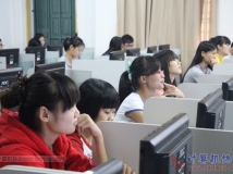 20141102协会2014级预备干事的自我介绍及申请转正演讲(大相机)（02）