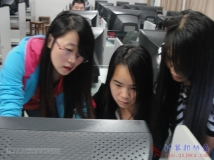 20140429协会开展《Photoshop图像处理之海报设计与制作》培训活动