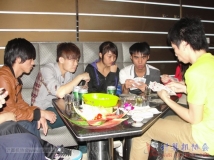 2012-11-17庆十八大胜利闭幕计协新老成员K歌狂欢夜(01)