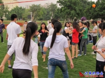 2011-04-17庆协会成立六周年活动之气排球热身赛（02）