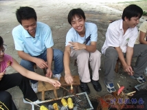 2007-10-29协会宣传部金花茶公园烧烤（03）