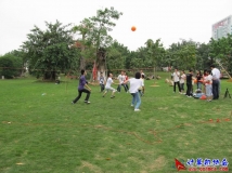 2011-04-17庆协会成立六周年活动之气排球热身赛（05）
